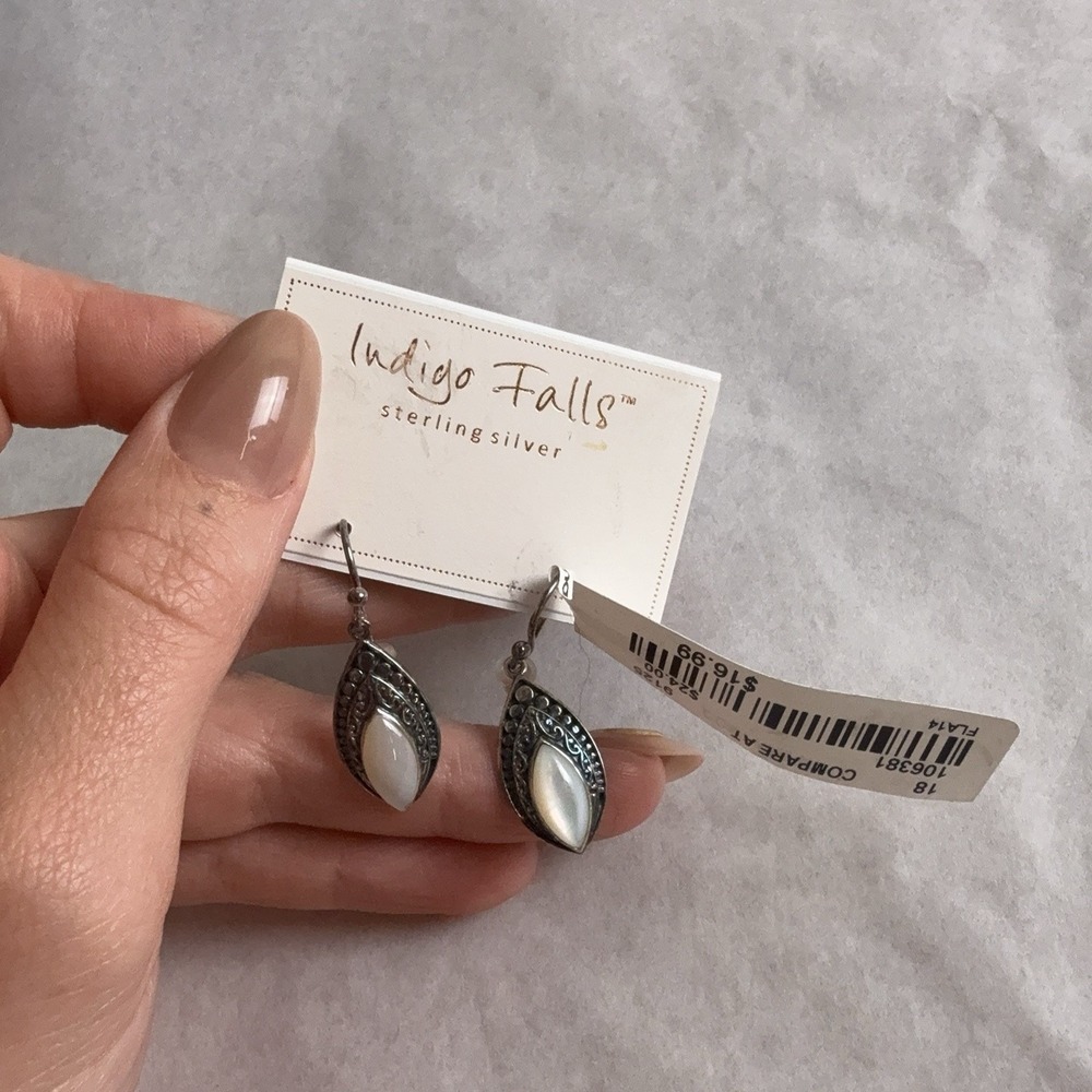 Indigo Falls Sterling Silver 925 Leaf Dangle Earrings Mother Of Pearl Shell